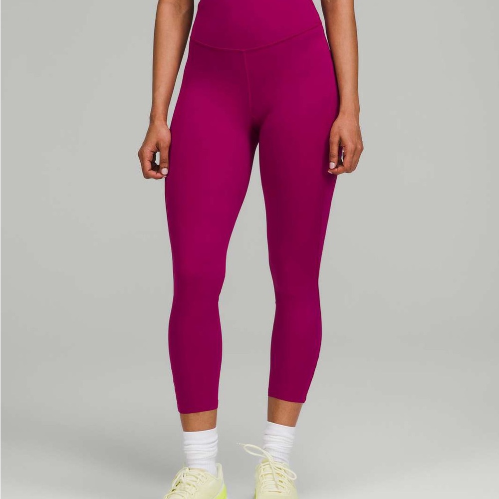 Lululemon Base Pace High-Rise Crop 23"